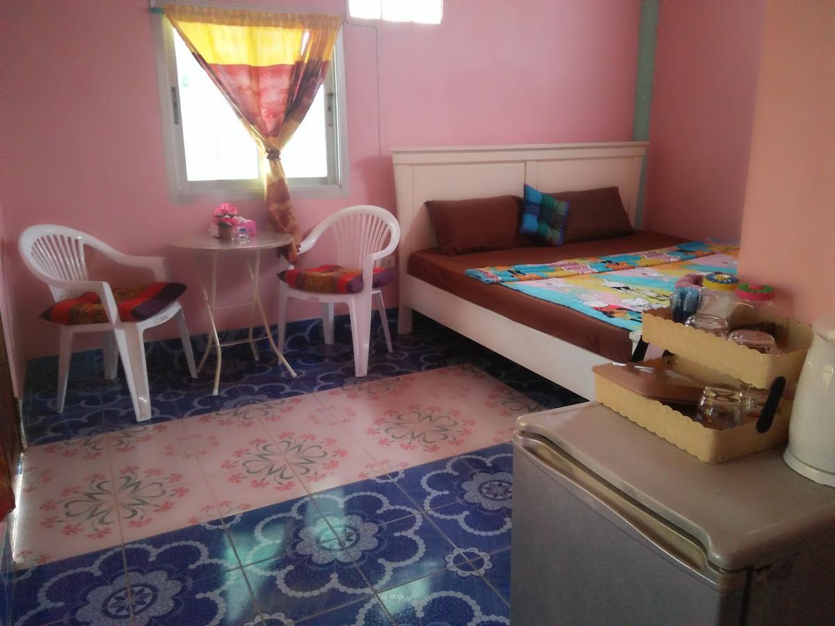 Lanta Danai Guesthouse Ko Lanta Buitenkant foto